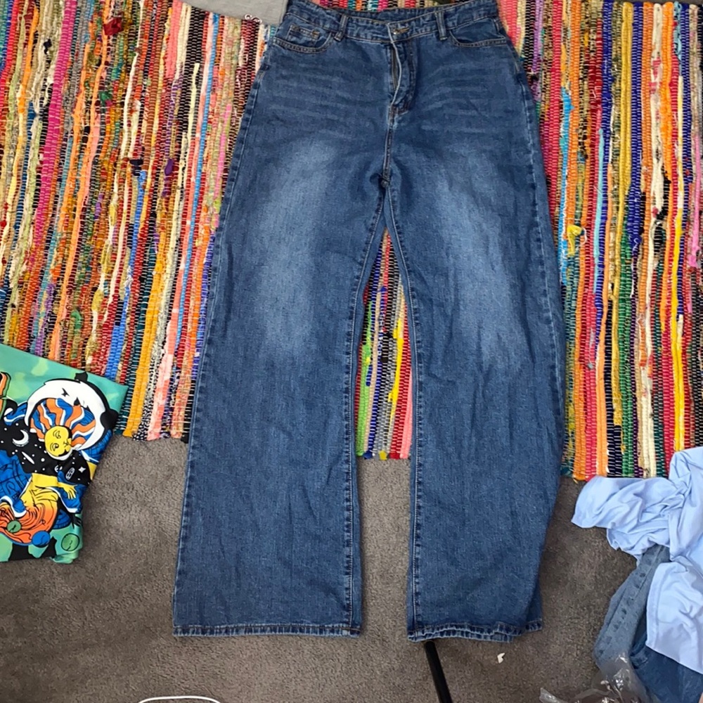 Dark light wash jeans wide leg